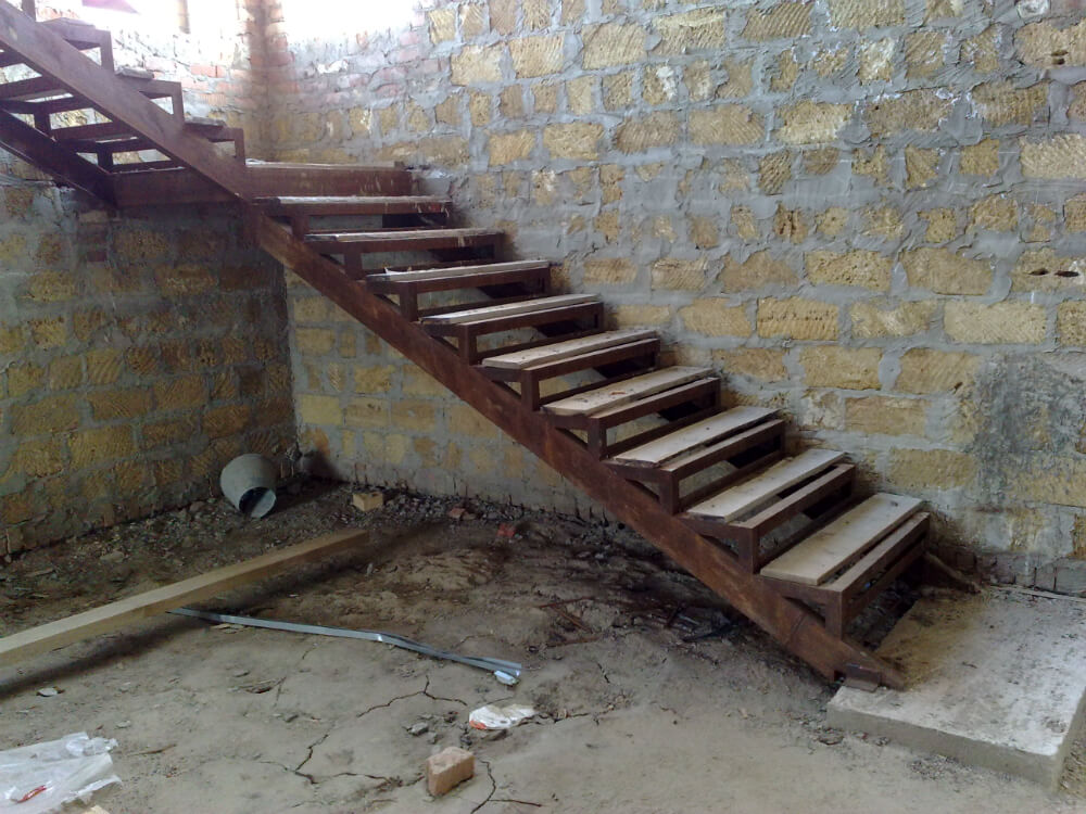 фундамент под металлическую лестницу